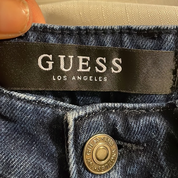 Guess Jeans - Picture 3 of 8